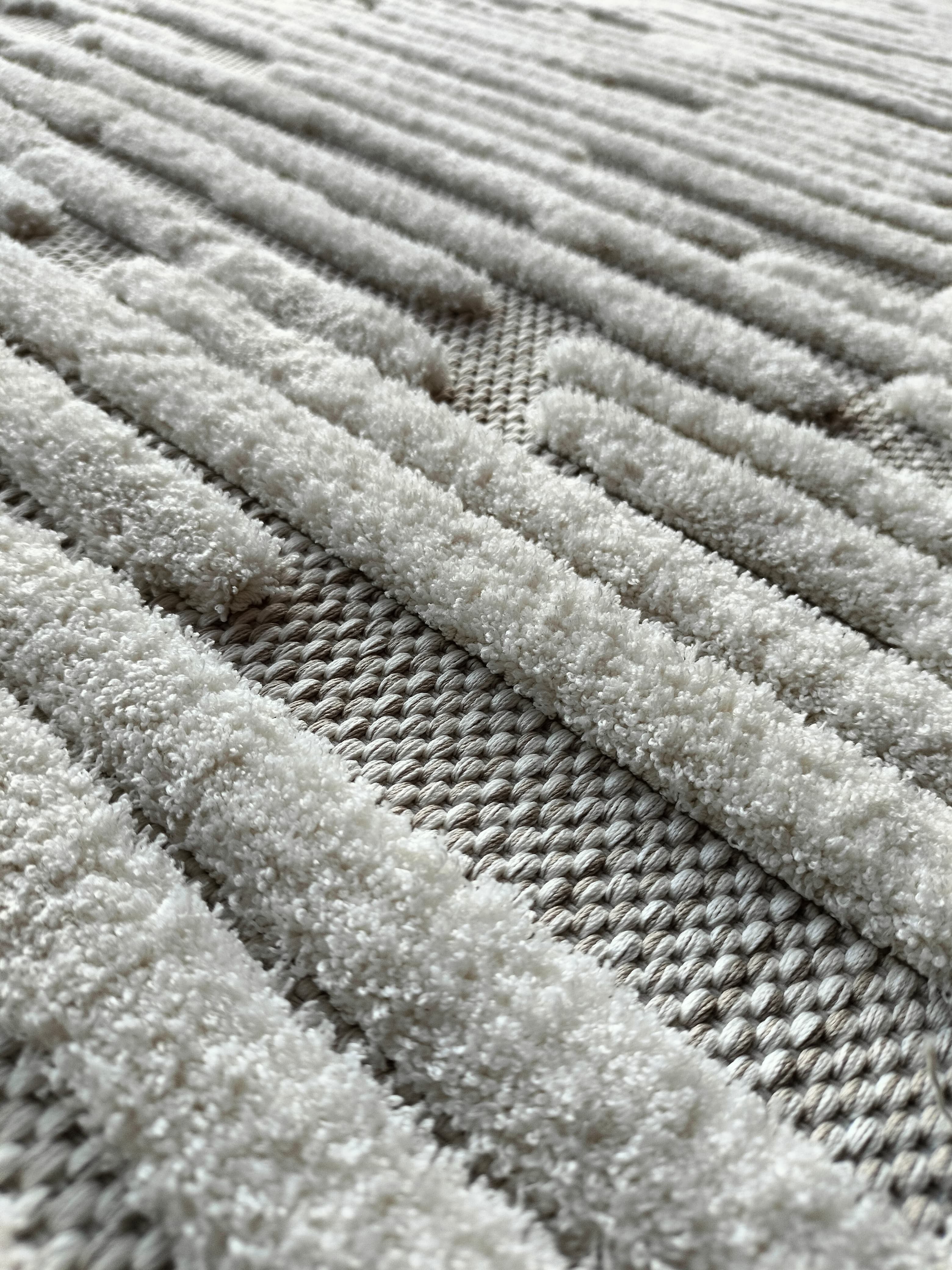 Alfombra Roma / 0023A  / White - Cream