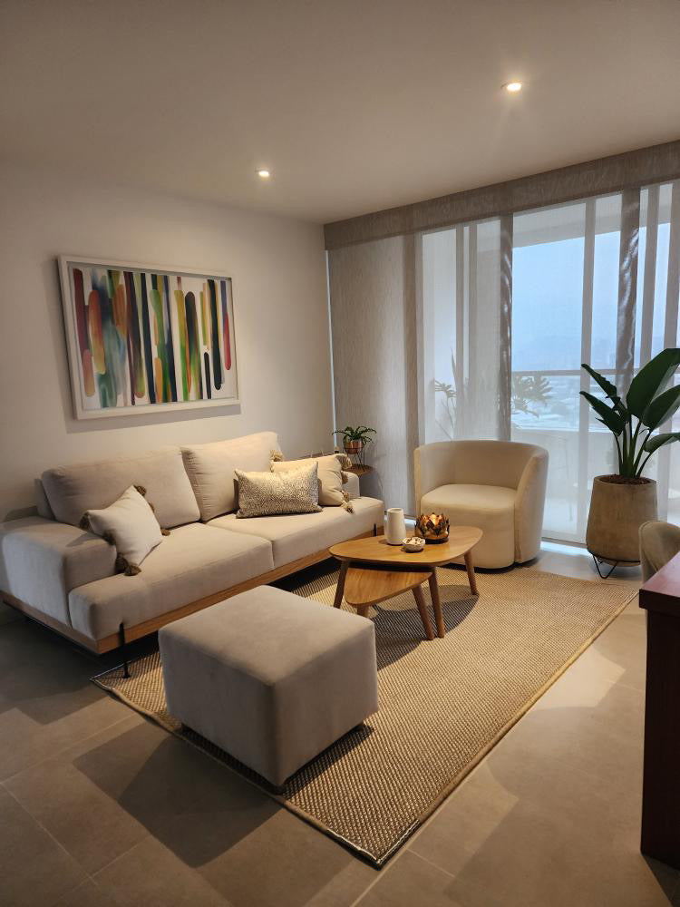 Tapete Tejido Florencia en Fique, Metal Plata Y Seda / F5