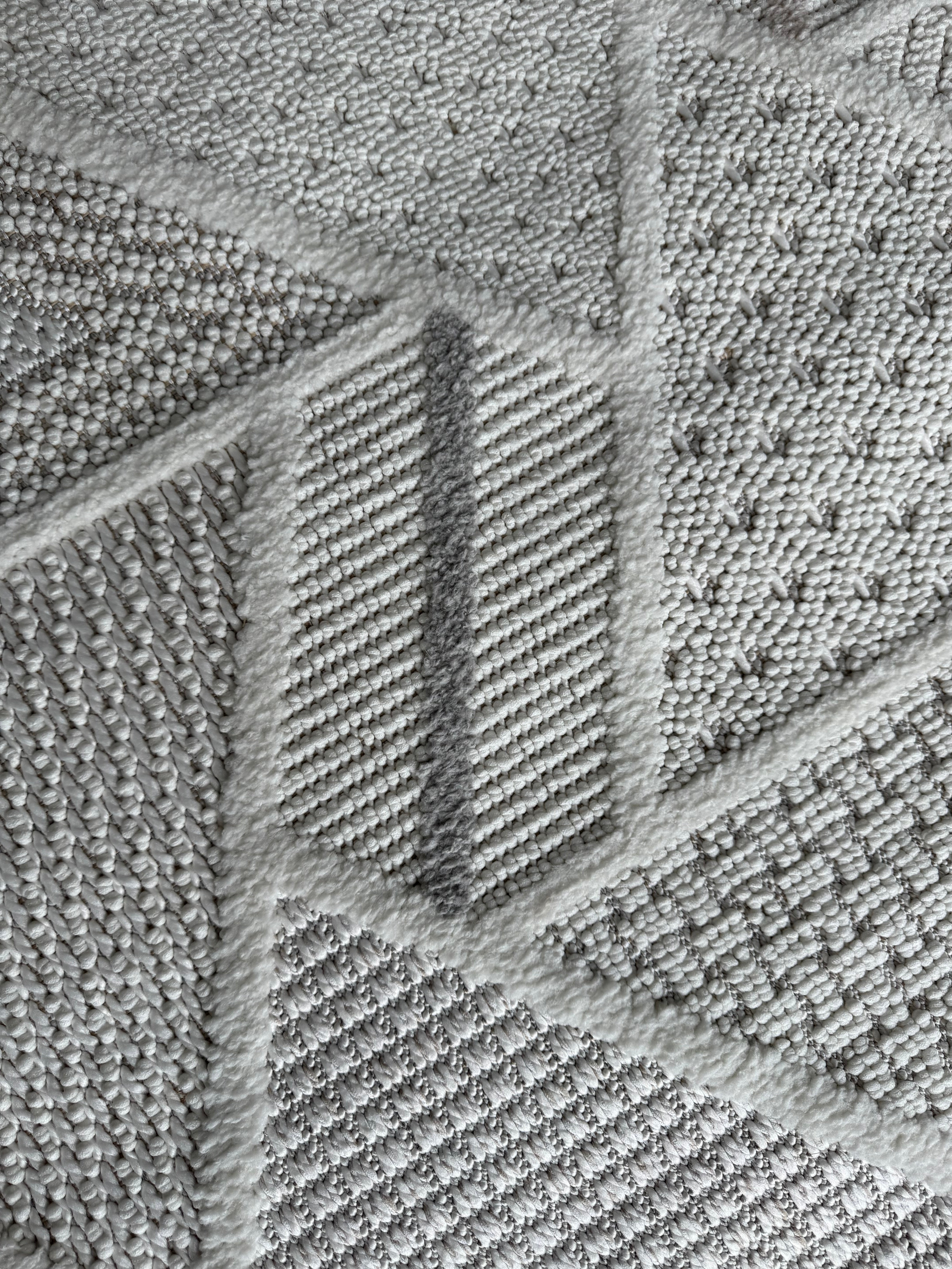 Alfombra Zeugma / 0021A / Bone - L.Grey