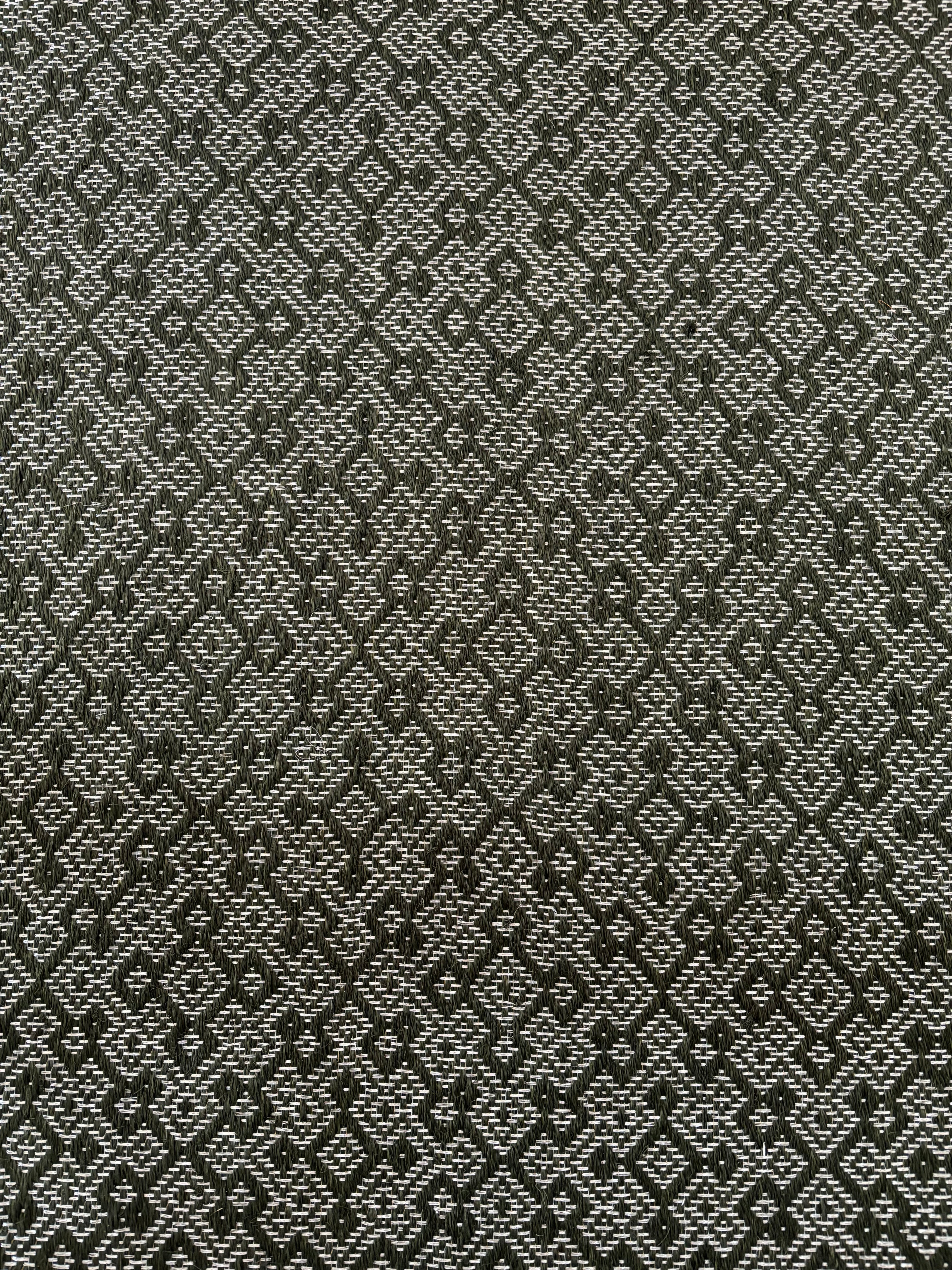 Tapete Tejido Martina en Fique y Metal Plateado / F34