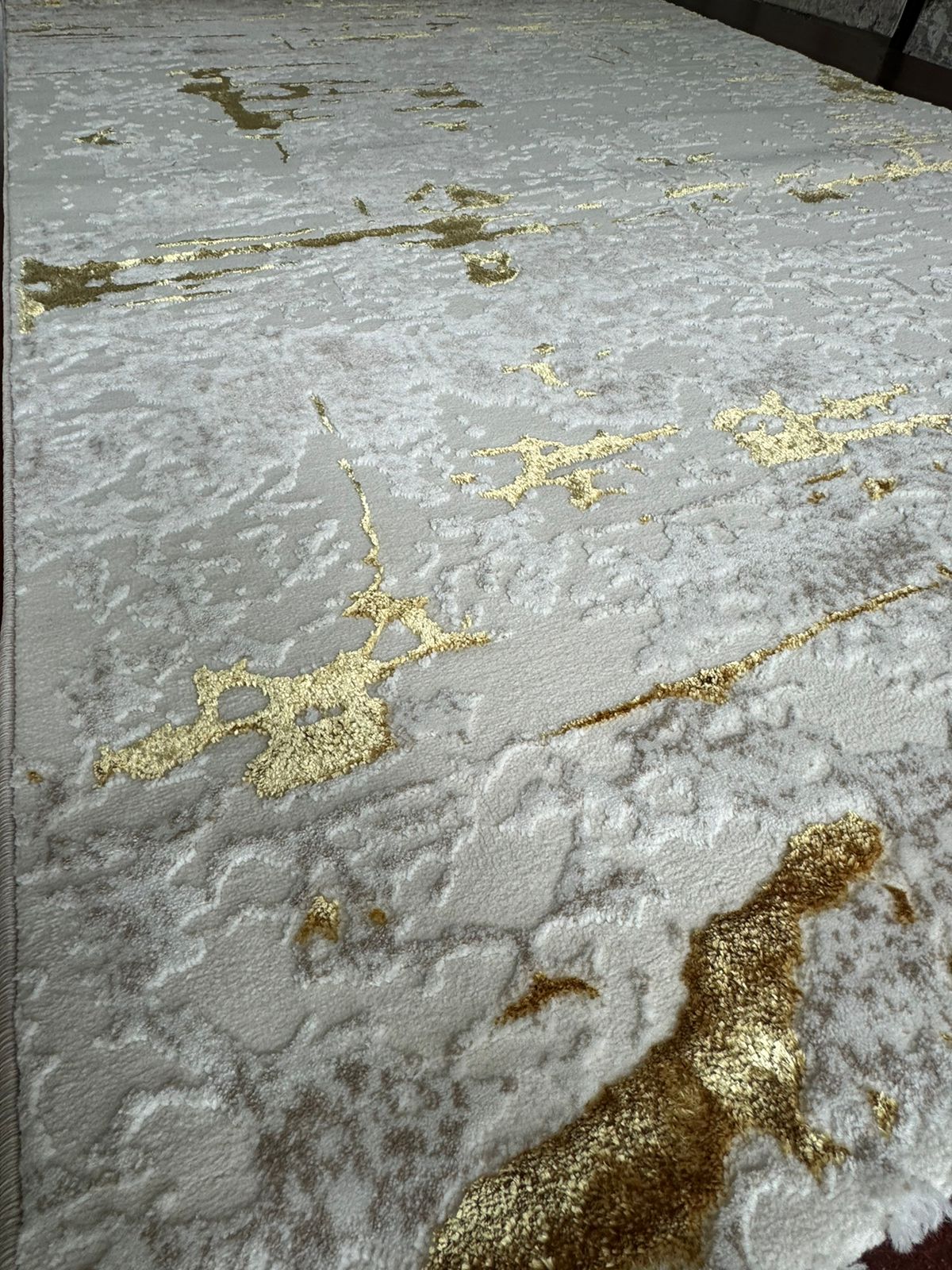 Alfombra Premium Importada de Turquía / Gamma 0695 / Bone - Bone - Gold
