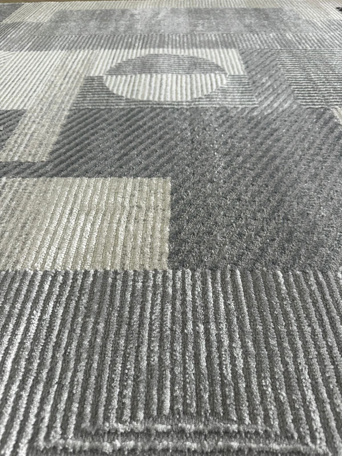 Alfombra Gobekli Tepe / 0093B / L.Grey - D.Grey