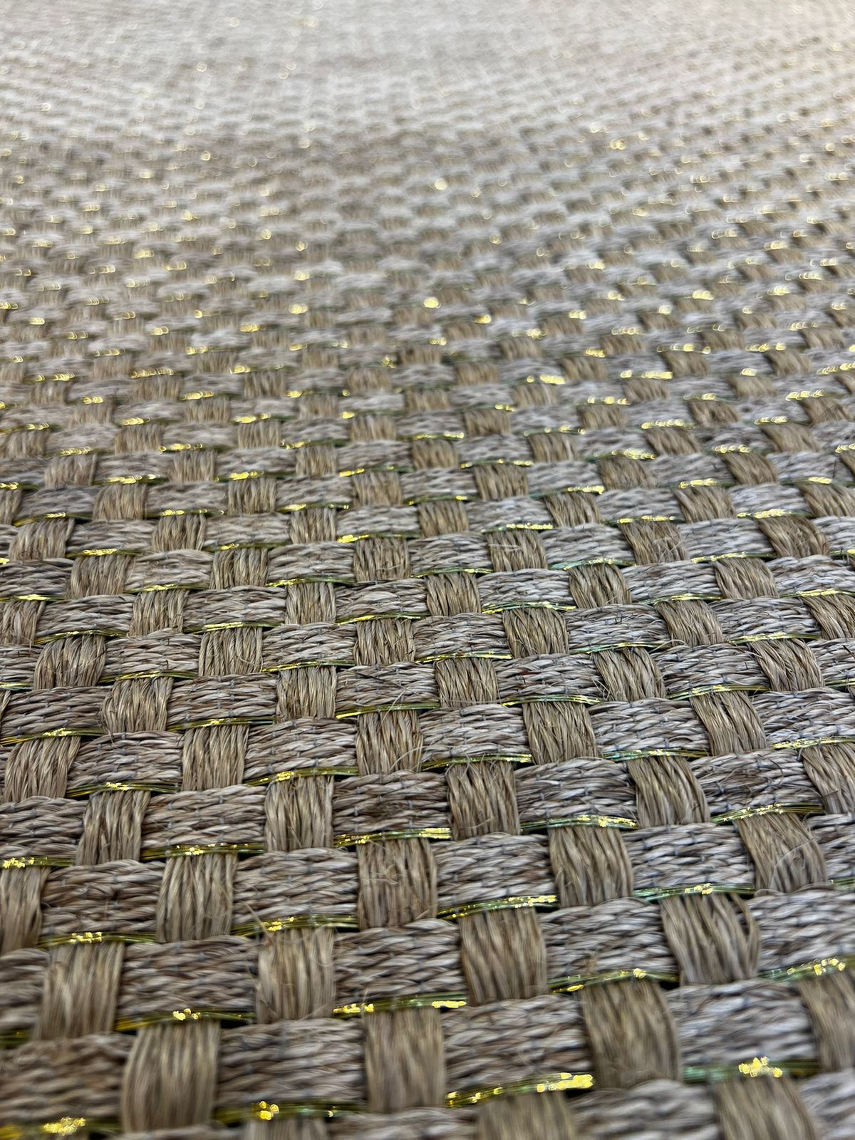 Tapete Tejido Canasto en Fique y Bronce / F2